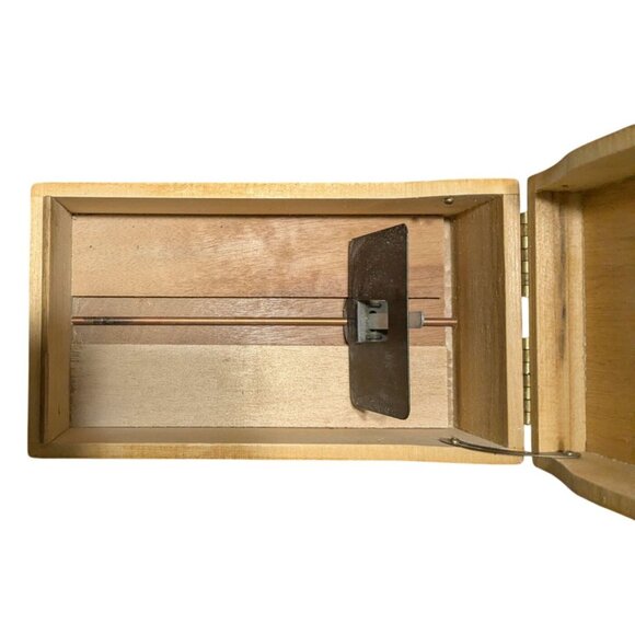 Wooden Dovetail Box Metal Blade Insert Hinged Lid Library card index oak vintage - Picture 9 of 16